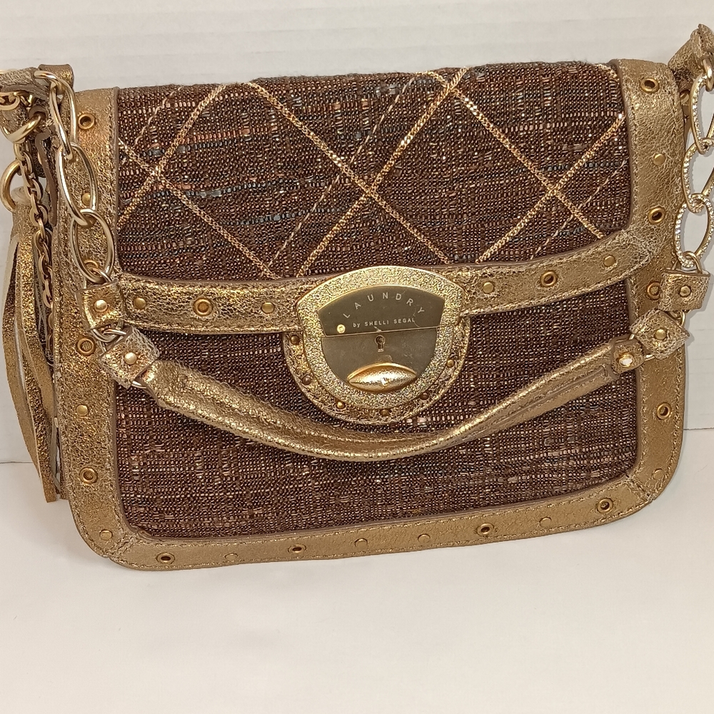 Laundry by Shelli Segal  Baguette w/hand, arm strap